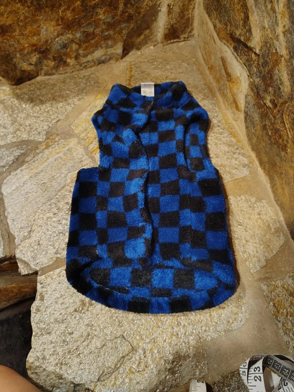 Dog Shirt Size Large Fuzzy Fleece Checkered Blue Black Skull and Crossbones